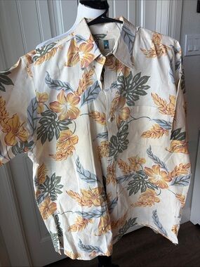 Kahala Hawaiian Islands White Cotton Camp Shirt